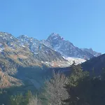 With Balcony Close To The Slopes * Chamonix