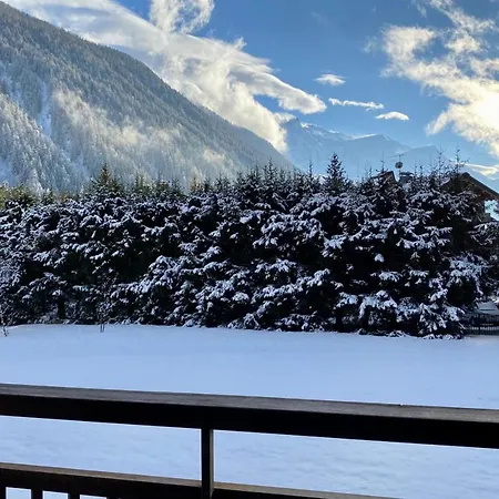 With Balcony Close To The Slopes Apartment
